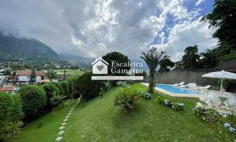 Imagem: Casa a Venda no bairro Comary - Teresópolis