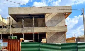 Imagem 4: Casa no condomínio Quinta do Lago com 203 metros quadrados