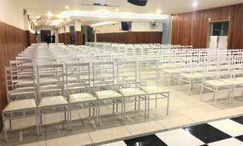 Imagem: Lindo salão de festas no coração da Vila