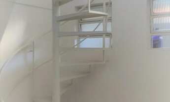 Imagem 5: Excelente Loja c/ 45m2 com sobreloja de frente para Rua, com estacionamento-Bairro Letícia