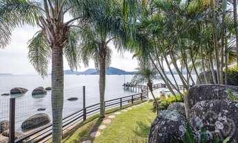 Imagem 4: Casa para Venda em Florianópolis, Cacupé, 5 dormitórios, 4 suítes, 5 banheiros, 2 vagas