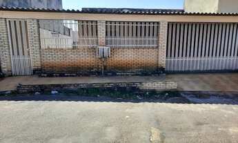 Imagem: Casa toda na laje com 3 quartos, em ótima