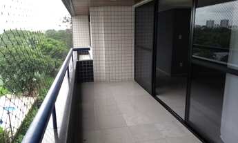 Imagem 5: Apartamento para aluguel possui 241 metros quadrados com 4 quartos em Apipucos