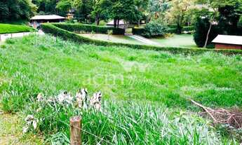 Imagem 4: Terreno plano em condomínio nobre. 1.000m² aproveitáveis. Condomínio com lazer, segurança