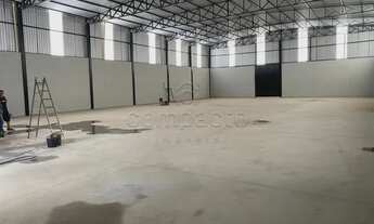 Imagem 6: Barracão Comercial para aluguel possui 730 metros quadrados