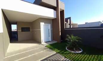 Imagem 1: Casa de Alto Padrão com 3 Dormitórios a Venda em Itajuba