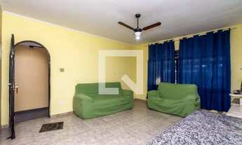 Imagem 2: Casa para Aluguel - Vila Galvão, 3 Quartos, 160 m2