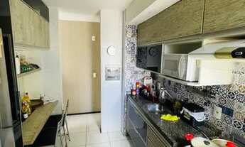 Imagem 2: Apartamento Mobiliado no Calhau com 3 Quartos- Nascente