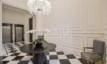 Imagem 2: Jardim Europa- junto ao Clube Pinheiros - 342 m² - 4 suítes - finamente decorado - 5 garag