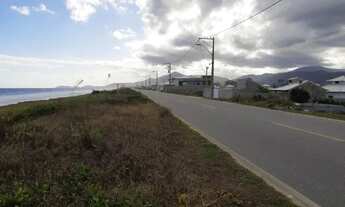 Imagem: Vendo casa em frente ao mar