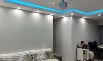 Imagem 2: Rua das eletrônicas em Cascadura! Maravilhoso apartamento claro e arejado, com