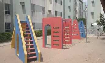 Imagem 2: Lindo Ap no 4° Andar em Pau Amarelo, 2Qts, Piscina, 5Min. do Mar - Veja