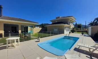 Imagem: Casa para aluguel possui 230 metros quadrados