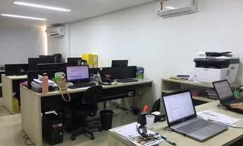 Imagem 5: Rara Oportunidade para o seu negócio ficar de cara nova! Casa TOP pronta para receber a su