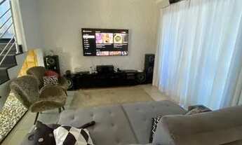 Imagem 4: Linda Casa no Jardins Madri ! 4 Quartos ! Oportunidade Única