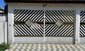 Imagem 2: Ref. 14680 -Sobrado Geminado - 2 Suítes - Sacada - 300mts Praia