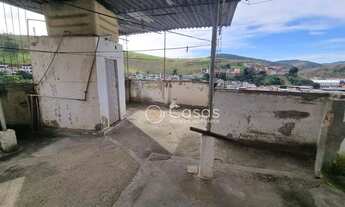 Imagem 6: Casa com 4 dormitórios à venda, 300 m² por R$ 330.000 - Jóquei Clube - Juiz de Fora/MG