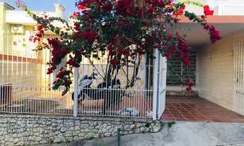 Imagem: Casa com edícula e 2 dormitórios !!!