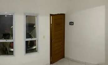 Imagem 2: Casa para Venda em Sorocaba, Jardim Eucalíptos, 2 dormitórios, 1 banheiro, 1 vaga