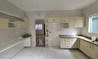 Imagem 7: Casa para aluguel e venda com 99 metros quadrados com 3 dormitórios sendo uma suíte