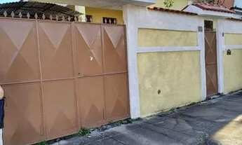 Imagem: VENDO CASA MARAVILHOSA NO CENTRO DE MANILHA!!