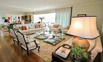 Imagem: 635m² 4 Suítes