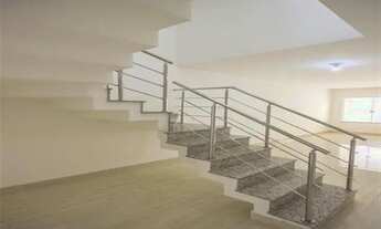 Imagem 3: São 3 sobrados novos 125 m² com Churrasqueira