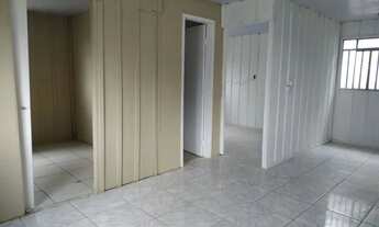 Imagem 5: Casa para aluguel possui 65 metros quadrados com 2 quartos em Vila Gilcy - Campo Largo - P