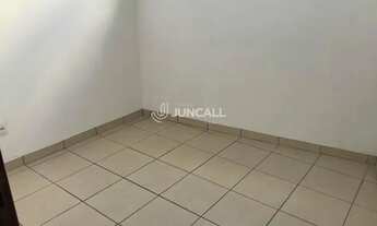 Imagem 2: Casa Locação - 60 m², 02 quartos