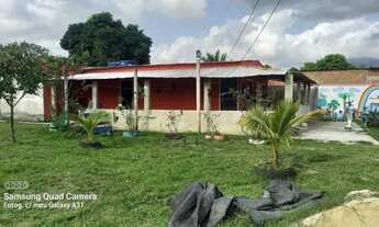 Imagem 2: Belo sítio em campo Lindo