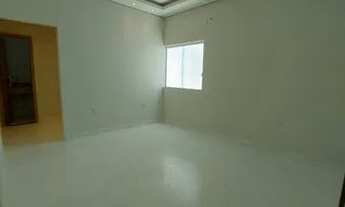 Imagem 4: Parque 10 com 3 quartos e amplo quintal / Via Pública / Casa Nova