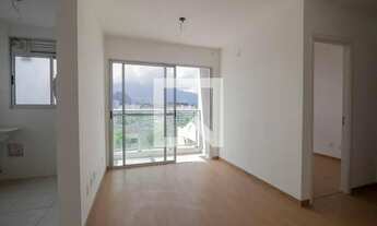 Imagem 2: Apartamento para Aluguel - Taquara, 2 Quartos, 50 m2