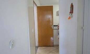 Imagem 6: Vendo esse Prédio com 01 casa e mais 02 apartamentos e 01 terreno com galpão em Marataizes