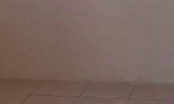 Imagem 2: Alugo kitnet/ap Casa com 1 dormitório