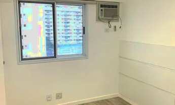 Imagem 4: Apartamento para aluguel tem 2 quartos com suíte, todo reformado, ao lado do ilha pura