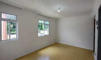 Imagem 3: Apartamento 3 quartos e cozinha com armários, sala, banheiro com BOX e garagem - Curitiba