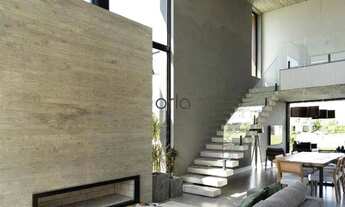 Imagem 4: Sobrado beira lago mobiliado com 4 suítes e piscina à venda - Condomínio Sea Coast - Xangr