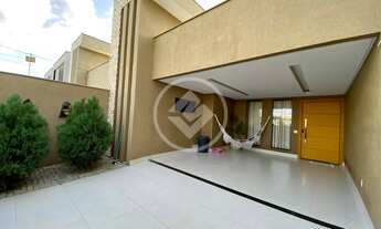 Imagem: Casa de alto padrão com 3 suítes no Jardim