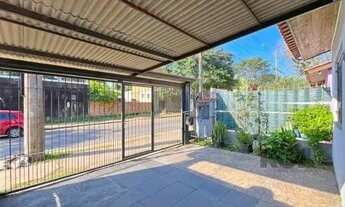 Imagem 3: Casa em Porto Alegre, no bairro Restinga, com 2 dormitório(s), e 2 banheiros, à venda