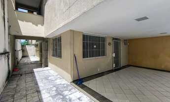 Imagem 6: Casa Duplex com 4 Suítes e Deck com Churrasqueira