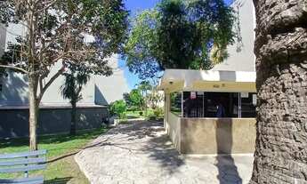 Imagem 2: Imóvel para venda possui 71 metros quadrados com 2 quartos em Novo Mundo - Curitiba - PR