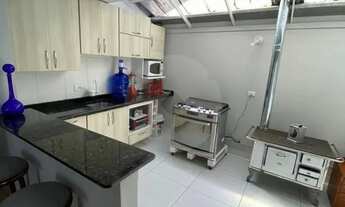 Imagem 6: Sobrado 3 Quartos à Venda no Fazendinha Condomínio com Taxa Baixa Curitiba