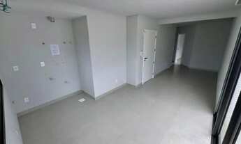 Imagem 2: Apartamento com 77m², 2qt, 2ba, 2 vagas, vista para mar, alto padrão