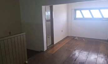 Imagem 2: Imóvel para aluguel possui 35 metros quadrados com 1 quarto em Centro - Macaé - RJ