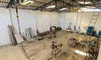 Imagem 4: ALUGO GALPÃO Galpão / depósito com aluguel por R$2.500 /mês