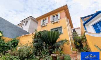 Imagem 2: Sobrado 4 dormitório com Ótimo quintal em bom estado! Cambuci