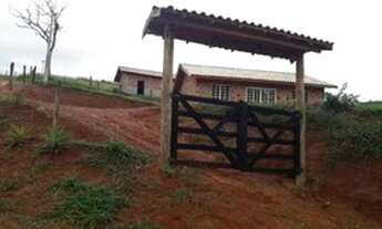 Imagem 4: Terreno com casa 700m² rural