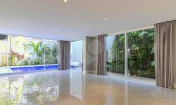 Imagem 3: Impecável Casa em Condominio na Granja Julieta