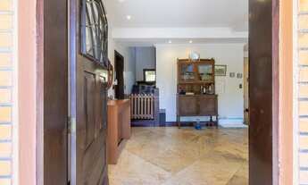 Imagem 5: Porto Alegre - Casa Padrão - Tristeza