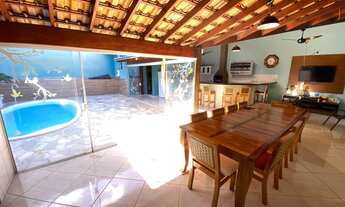 Imagem 6: Casa para venda possui 200 metros quadrados com 3 quartos